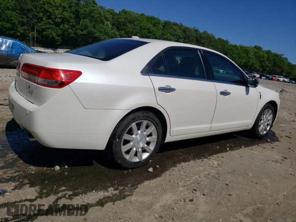 2012 Lincoln MKZ z VIN 3LNHL2GC3CR800619, wystawiony jako Copart lot #57872365 z przebiegiem 66 280 mil mil oraz Szkoda całkowita • Salvage title. Historia ofert i sprzedaży dostępna na DreamBid. Obrazek 3.