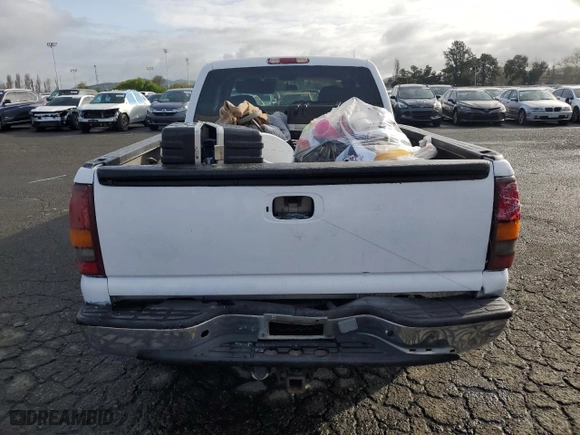 2000 Chevrolet Silverado 1500 LS with VIN 2GCEC19V7Y1342319, listed as a Copart auction lot 50380095 with 272,670 mi miles and Salvage Title. Bid and sale history available at carsss.com. Image 6.