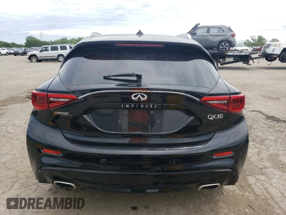 2017 Infiniti QX30 Premium with VIN SJKCH5CP9HA026644, listed as a Copart auction lot 61625905 with 83,885 mi miles and Clean title. Bid and sale history available at DreamBid. Image 6.