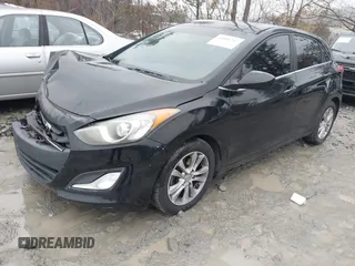 2013 Hyundai Elantra с VIN KMHD35LE7DU031754, выставлен на аукционе IAAI как лот 41004237 с пробегом 101 743 миль миль и . История ставок и продаж доступна на DreamBid. Изображение 17.