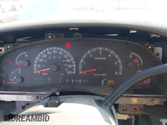 2002 Ford F-150 XL with VIN 1FTRX18W62NB00062, listed as a IAAI auction lot 42472873 with 178,473 mi miles and . Bid and sale history available at DreamBid. Image 7.