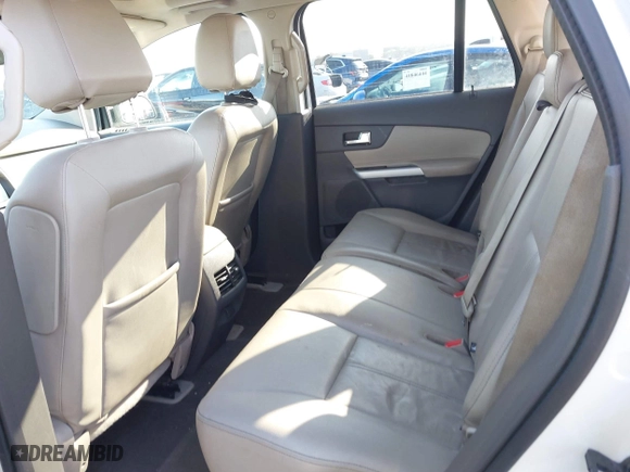 2013 Ford Edge SEL with VIN 2FMDK3JC8DBE38075, listed as a IAAI auction lot 41836234 with 110,772 mi miles. Bid and sale history available at carsss.com. Image 8.