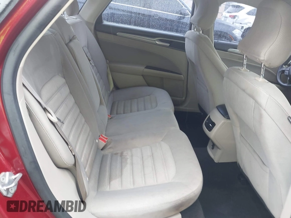 2019 Ford Fusion SE with VIN 3FA6P0HD0KR104302, listed as a IAAI auction lot 41550333 with 73,894 mi miles. Bid and sale history available at carsss.com. Image 8.