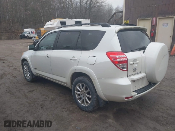 2009 Toyota RAV4 Ltd with VIN JTMBF31V095012667, listed as a IAAI auction lot 41977270 with 175,878 mi miles. Bid and sale history available at carsss.com. Image 3.