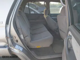 2005 Toyota Sequoia SR5 with VIN 5TDZT34AX5S260090, listed as a IAAI auction lot 41826887 with 231,033 mi miles. Bid and sale history available at carsss.com. Image 8.