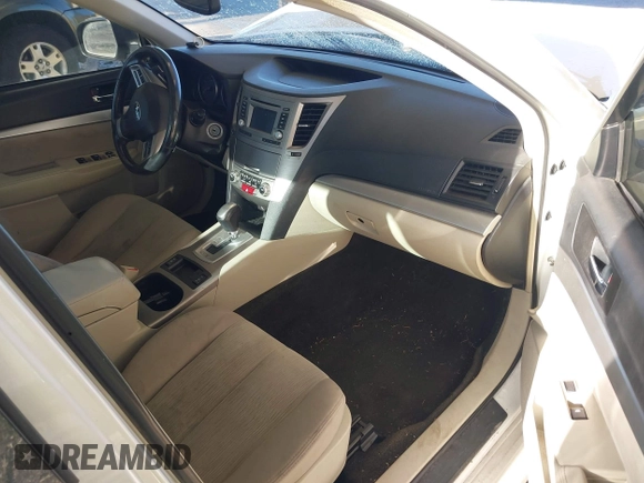 2014 Subaru Legacy Premium z VIN 4S3BMBC65E3020484, wystawiony jako IAAI lot #42011657 z przebiegiem 161 180 mil mil oraz . Historia ofert i sprzedaży dostępna na DreamBid. Obrazek 5.