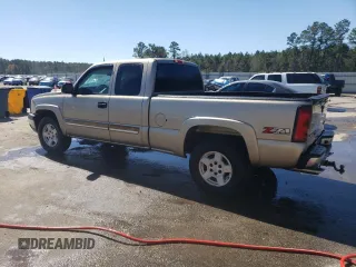 2004 Chevrolet Silverado 1500 Z71 with VIN 1GCEK19T04E195772, listed as a Copart auction lot 50040325 with 152,605 mi miles and Salvage Title. Bid and sale history available at DreamBid. Image 2.