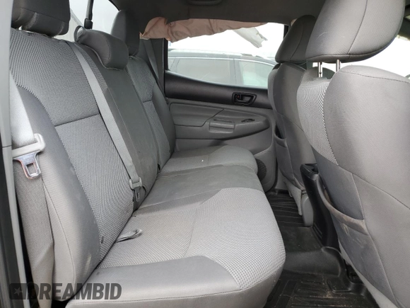 2015 Toyota Tacoma z VIN 3TMLU4EN0FM170751, wystawiony jako Copart lot #85368854 z przebiegiem 92 689 mil mil oraz Szkoda całkowita • Salvage title. Historia ofert i sprzedaży dostępna na DreamBid. Obrazek 10.