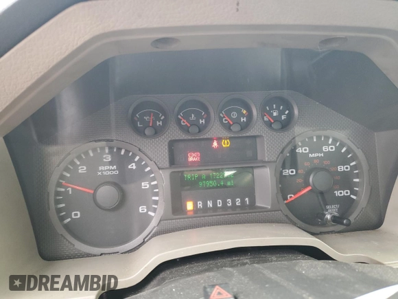 2009 Ford F-250 XL with VIN 1FTNF21519EA38198, listed as a Copart auction lot 44396435 with 97,950 mi miles and Clean Title. Bid and sale history available at DreamBid. Image 9.