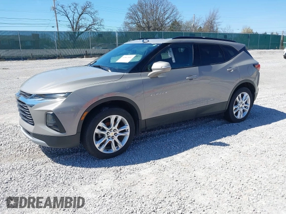 2021 Chevrolet Blazer LT z VIN 3GNKBDR47MS560250, wystawiony jako IAAI lot #41863483 z przebiegiem 69 207 mil mil oraz . Historia ofert i sprzedaży dostępna na DreamBid. Obrazek 18.