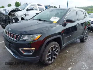 2018 Jeep Compass Limited with VIN 3C4NJDCB9JT238358, listed as a IAAI auction lot 42113754 with 105,266 mi miles and . Bid and sale history available at DreamBid. Image 18.