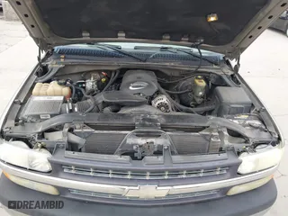 2002 Chevrolet Silverado 1500 LS with VIN 2GCEC19V321217096, listed as a IAAI auction lot 41727809 with 273,315 mi miles. Bid and sale history available at carsss.com. Image 10.