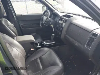 2008 Ford Escape Limited with VIN 1FMCU94108KA71185, listed as a IAAI auction lot 41737102 with 224,666 mi miles. Bid and sale history available at carsss.com. Image 5.