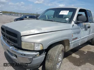 2000 Dodge Ram 2500 with VIN 3B7KC236XYG131214, listed as a IAAI auction lot 41816946 with 1 mi miles. Bid and sale history available at carsss.com. Image 6.