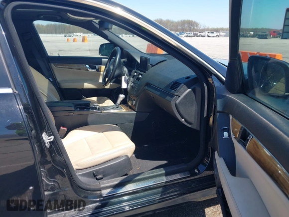 2008 Mercedes-Benz C 350 Sport with VIN WDDGF56X18F051990, listed as a IAAI auction lot 41958913 with 209,329 mi miles and . Bid and sale history available at DreamBid. Image 5.