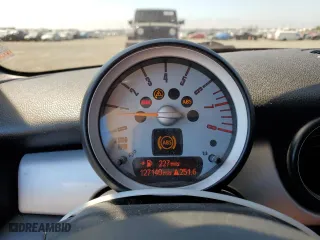 2009 MINI Cooper Hardtop with VIN WMWMF33579TU72374, listed as a Copart auction lot 50092815 with 127,140 mi miles and Salvage Title. Bid and sale history available at carsss.com. Image 9.