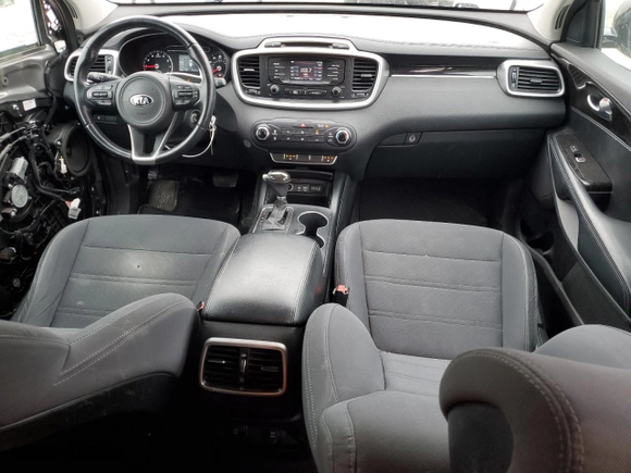 2016 Kia Sorento LX with VIN 5XYPG4A59GG183592, listed as a Copart auction lot 42480615 with 184,205 mi miles and Salvage Title. Bid and sale history available at carsss.com. Image 8.