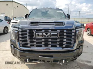 2024 GMC Sierra 3500HD Denali Ultimate z VIN 1GT49YEY6RF141959, wystawiony jako Copart lot #64583194 z przebiegiem 30 853 mil mil oraz Szkoda całkowita • Salvage title. Historia ofert i sprzedaży dostępna na DreamBid. Obrazek 5.
