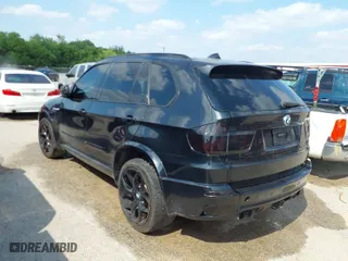 2011 BMW X5 M with VIN 5YMGY0C55BLK26414, listed as a IAAI auction lot 41907121 with 171,564 mi miles. Bid and sale history available at carsss.com. Image 3.