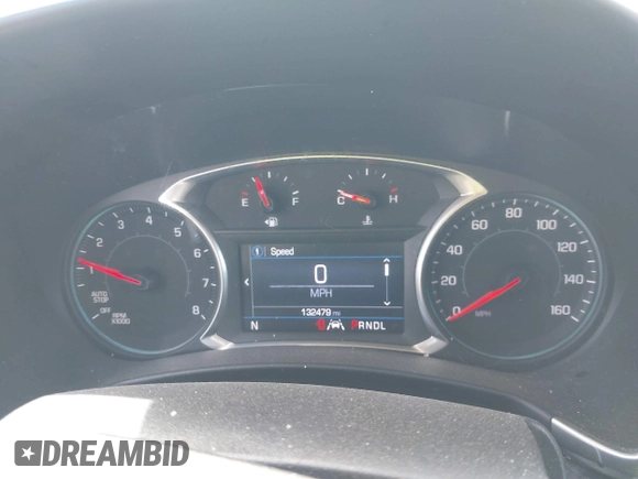 2020 Chevrolet Equinox LT with VIN 2GNAXUEV8L6165776, listed as a IAAI auction lot 41712136 with 132,479 mi miles. Bid and sale history available at carsss.com. Image 7.