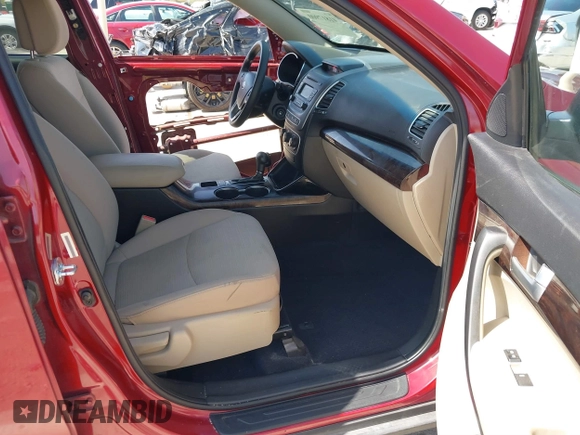 2015 Kia Sorento LX with VIN 5XYKT3A63FG630456, listed as a IAAI auction lot 41817900 with 102,382 mi miles. Bid and sale history available at carsss.com. Image 5.