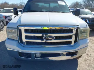 2005 Ford Super Duty F-250 XL with VIN 1FTSX21P55EC76972, listed as a IAAI auction lot 41620344 with 193,624 mi miles. Bid and sale history available at carsss.com. Image 6.