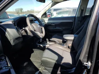 2018 Mitsubishi Outlander ES z VIN JA4AD2A30JZ012380, wystawiony jako Copart lot #49261195 z przebiegiem 228 783 mil mil oraz Tytuł czysty. Historia ofert i sprzedaży dostępna na DreamBid. Obrazek 7.