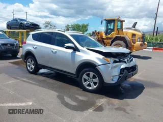 2013 Toyota RAV4 XLE с VIN JTMWFREV6DD021984, выставлен на аукционе IAAI как лот 42036710 с пробегом 161 986 миль миль и . История ставок и продаж доступна на DreamBid. Изображение 1.