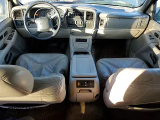 2002 GMC Yukon XL SLT with VIN 3GKFK16Z92G264823, listed as a Copart auction lot 89217375 with 243,986 mi miles and Salvage Title. Bid and sale history available at carsss.com. Image 8.