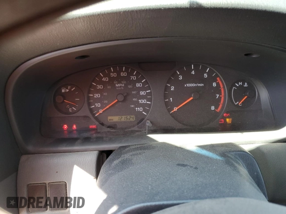 2001 Nissan Frontier XE z VIN 1N6DD21S81C378016, wystawiony jako Copart lot #53860265 z przebiegiem 121 524 mil mil oraz Czysty tytuł • Clean title. Historia ofert i sprzedaży dostępna na DreamBid. Obrazek 9.
