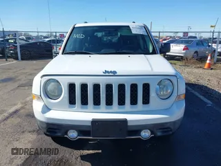 2014 Jeep Patriot Limited z VIN 1C4NJPCB6ED843953, wystawiony jako IAAI lot #41515657 z przebiegiem 103 242 mil mil oraz . Historia ofert i sprzedaży dostępna na DreamBid. Obrazek 12.