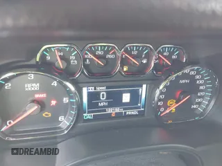 2020 Chevrolet Suburban LT z VIN 1GNSKHKC2LR112606, wystawiony jako IAAI lot #41984857 z przebiegiem 122 192 mil mil oraz . Historia ofert i sprzedaży dostępna na DreamBid. Obrazek 7.