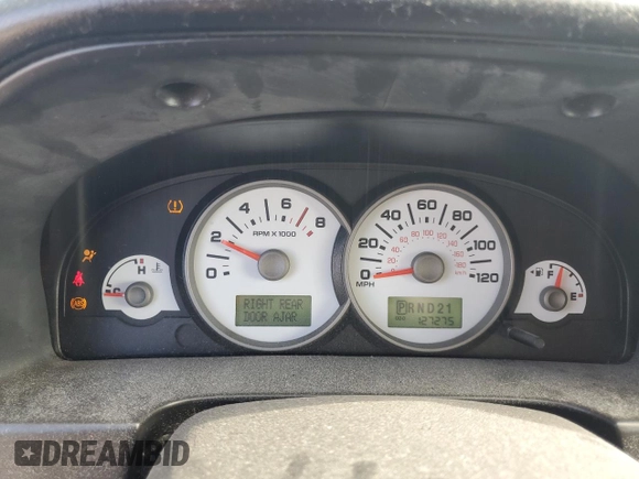 2007 Ford Escape Limited z VIN 1FMCU94127KA30054, wystawiony jako Copart lot #63970615 z przebiegiem 127 275 mil mil oraz Czysty tytuł • Clean title. Historia ofert i sprzedaży dostępna na DreamBid. Obrazek 9.