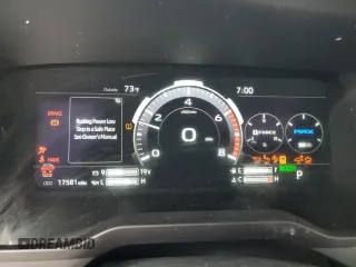 2024 Toyota Sequoia SR5 with VIN 7SVAAAAA5RX003159, listed as a Copart auction lot 45569285 with 17,581 mi miles and Salvage Title. Bid and sale history available at carsss.com. Image 9.