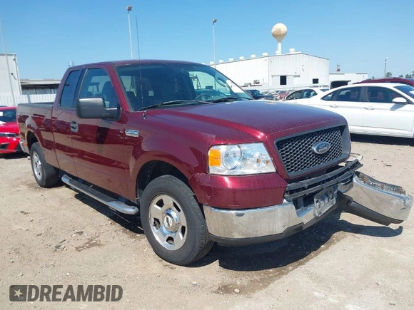 2004 Ford F-150 STX with VIN 1FTRX12W34NA77559, listed as a IAAI auction lot 41988010 with 225,418 mi miles. Bid and sale history available at carsss.com. Image 1.