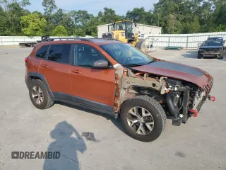 2016 Jeep Cherokee Trailhawk z VIN 1C4PJMBS6GW252974, wystawiony jako Copart lot #63652465 z przebiegiem 160 641 mil mil oraz Szkoda całkowita • Salvage title. Historia ofert i sprzedaży dostępna na DreamBid. Obrazek 4.