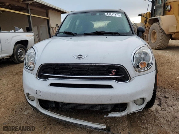 2016 MINI Cooper Countryman S with VIN WMWZC3C53GWP53470, listed as a Copart auction lot 44447875 with 187,554 mi miles and Salvage Title. Bid and sale history available at carsss.com. Image 5.
