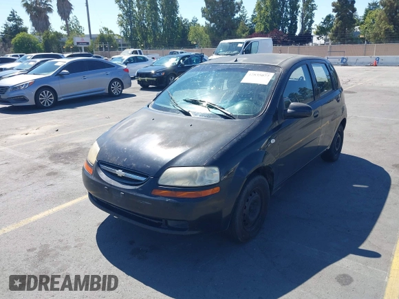 2006 Chevrolet Aveo LS z VIN KL1TD66686B523769, wystawiony jako IAAI lot #42835077 z przebiegiem Nie podano mil oraz . Historia ofert i sprzedaży dostępna na DreamBid. Obrazek 6.