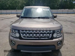 2016 Land Rover LR4 HSE Lux z VIN SALAK2V69GA784943, wystawiony jako Copart lot #61089295 z przebiegiem 125 885 mil mil oraz Szkoda całkowita • Salvage title. Historia ofert i sprzedaży dostępna na DreamBid. Obrazek 5.