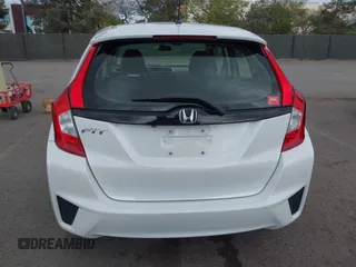2016 Honda Fit LX с VIN JHMGK5H5XGX040656, выставлен на аукционе IAAI как лот 42028740 с пробегом 109 279 миль миль и . История ставок и продаж доступна на DreamBid. Изображение 17.