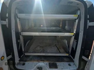 2018 Ford Transit Connect XL z VIN NM0LS7E75J1347256, wystawiony jako IAAI lot #42785426 z przebiegiem 158 735 mil mil oraz . Historia ofert i sprzedaży dostępna na DreamBid. Obrazek 19.