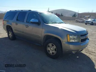 2007 Chevrolet Suburban LT with VIN 1GNFK16337J159344, listed as a IAAI auction lot 42771674 with 166,196 mi miles and . Bid and sale history available at DreamBid. Image 1.