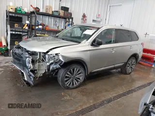 2020 Mitsubishi Outlander ES z VIN JA4AZ3A38LZ018227, wystawiony jako IAAI lot #42142244 z przebiegiem 91 342 mil mil oraz . Historia ofert i sprzedaży dostępna na DreamBid. Obrazek 2.