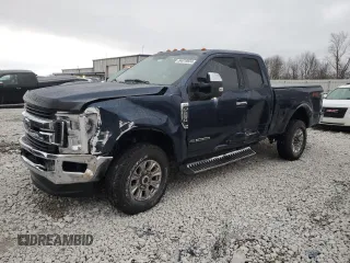 2019 Ford F-250 XL with VIN 1FT7X2BT2KEG35806, listed as a Copart auction lot 84019834 with 29,233 mi miles and Salvage title. Bid and sale history available at DreamBid. Image 1.