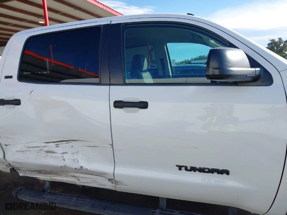 2016 Toyota Tundra 2WD Truck SR5 with VIN 5TFEM5F10GX108417, listed as a IAAI auction lot 41361449 with NaN miles. Bid and sale history available at carsss.com. Image 13.