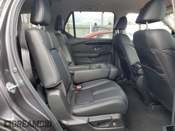 2025 Honda Pilot EX-L с VIN 5FNYG1H43SB049113, выставлен на аукционе Copart как лот 46674795 с пробегом 2 262 миль миль и Списание • Salvage title. История ставок и продаж доступна на DreamBid. Изображение 11.
