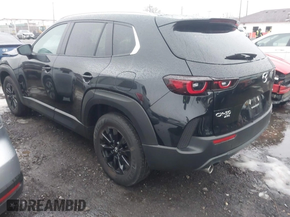 2025 Mazda CX-50 S Preferred z VIN 7MMVABBM4SN306171, wystawiony jako IAAI lot #41037323 z przebiegiem Nie podano mil oraz . Historia ofert i sprzedaży dostępna na DreamBid. Obrazek 3.
