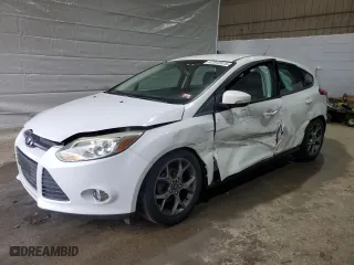 2014 Ford Focus SE with VIN 1FADP3K23EL297578, listed as a Copart auction lot 47912975 with 118,513 mi miles and Salvage Title. Bid and sale history available at carsss.com. Image 1.