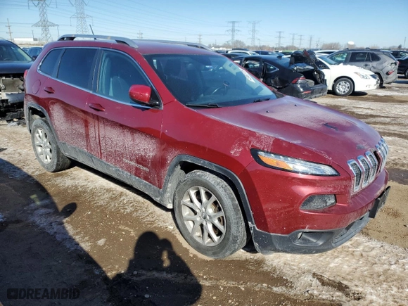 2015 Jeep Cherokee Latitude with VIN 1C4PJLCB4FW518256, listed as a Copart auction lot 45962725 with 163,672 mi miles and Salvage Title. Bid and sale history available at carsss.com. Image 4.