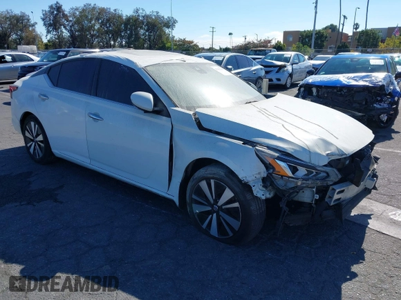 2021 Nissan Altima SV with VIN 1N4BL4DV8MN310134, listed as a IAAI auction lot 42418448 with 96,140 mi miles and . Bid and sale history available at DreamBid. Image 1.